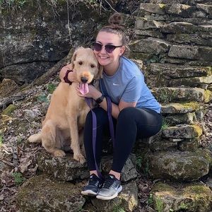 Meet your Posher, Courtney